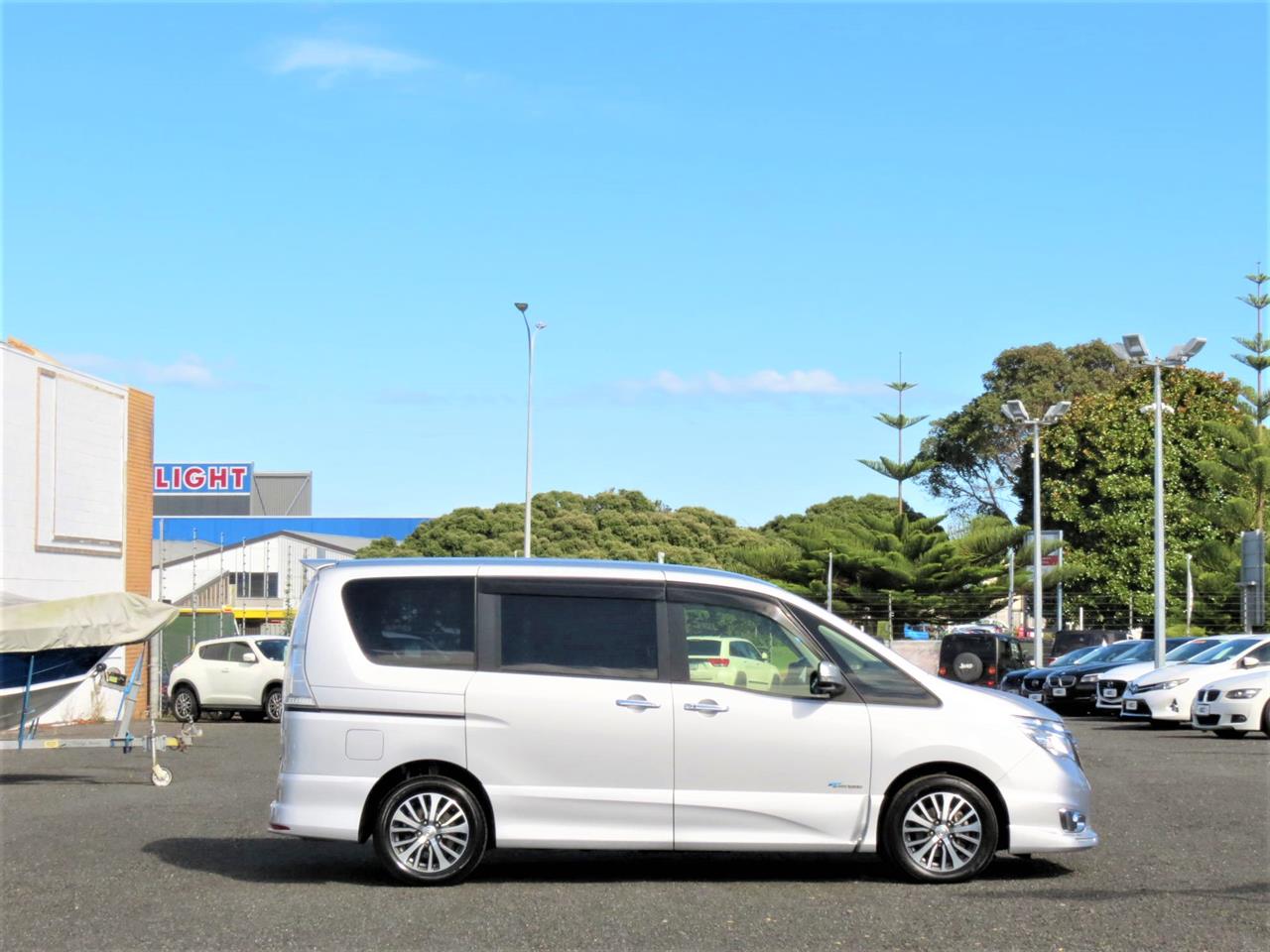 2014 Nissan Serena only $56 weekly