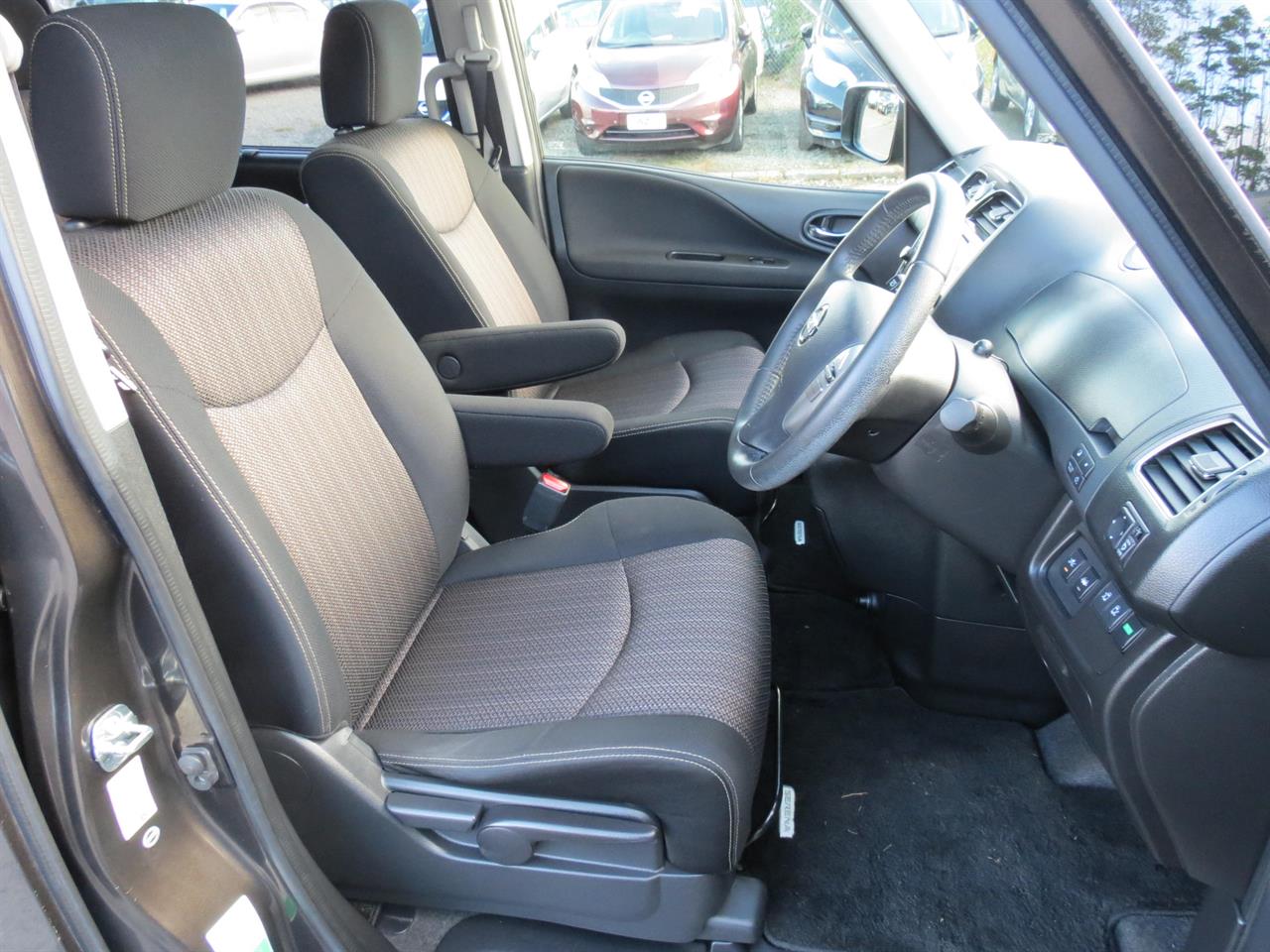 2015 Nissan Serena only $57 weekly