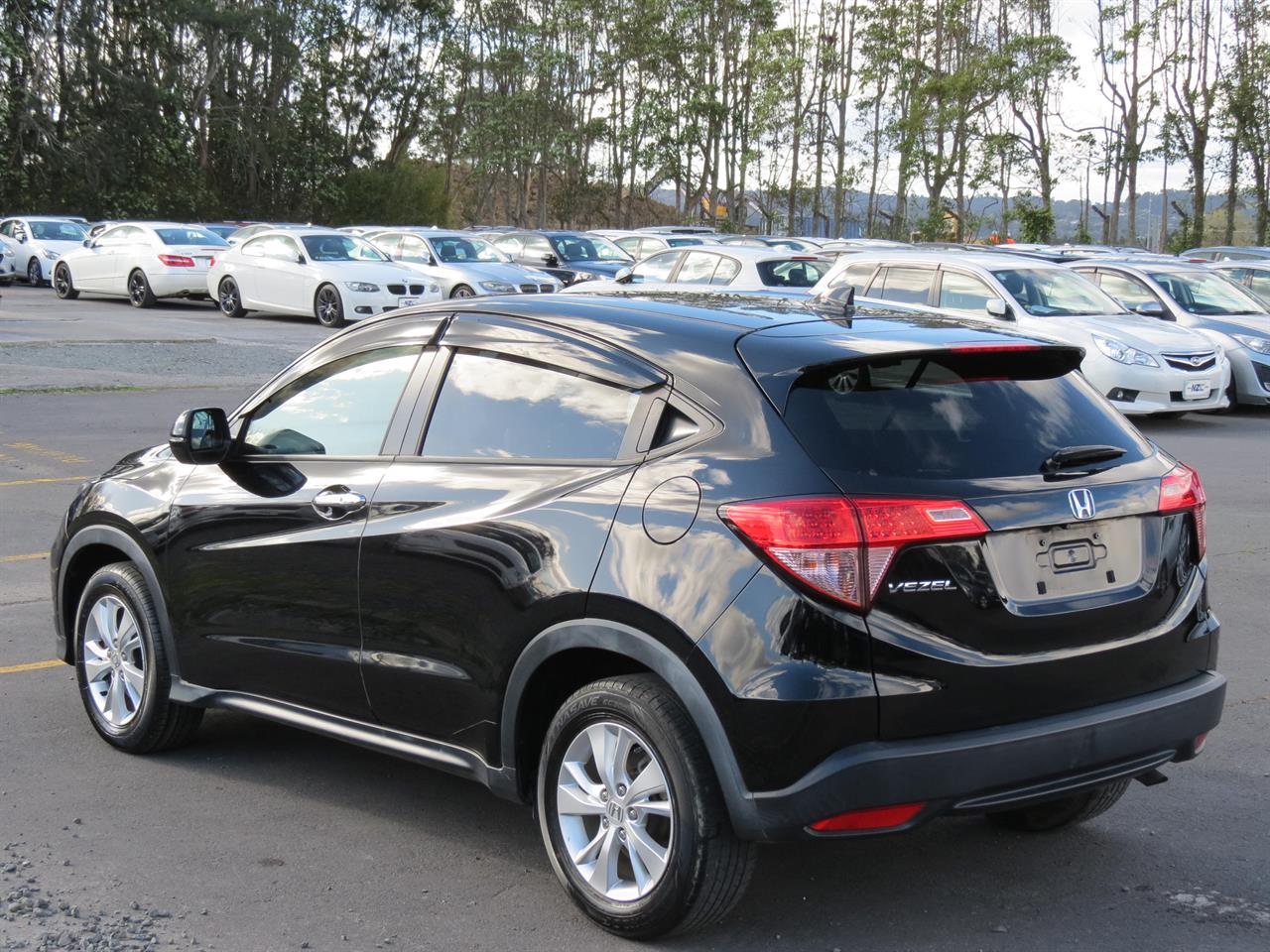 Honda vezel hr v