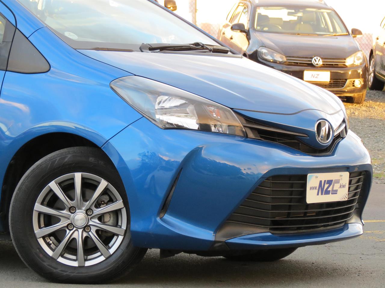Toyota vitz 2016