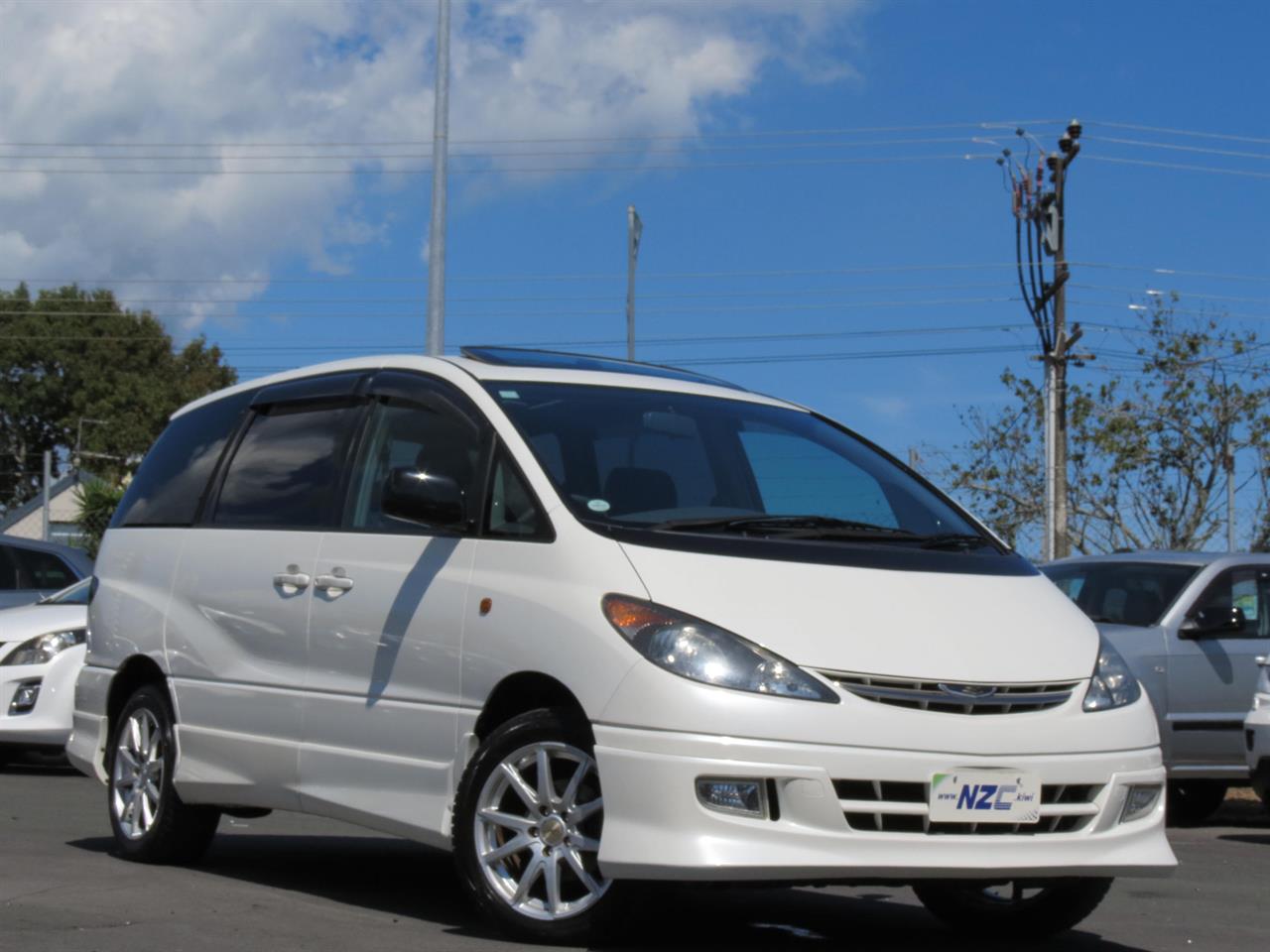 2000 Toyota Estima only $35 weekly