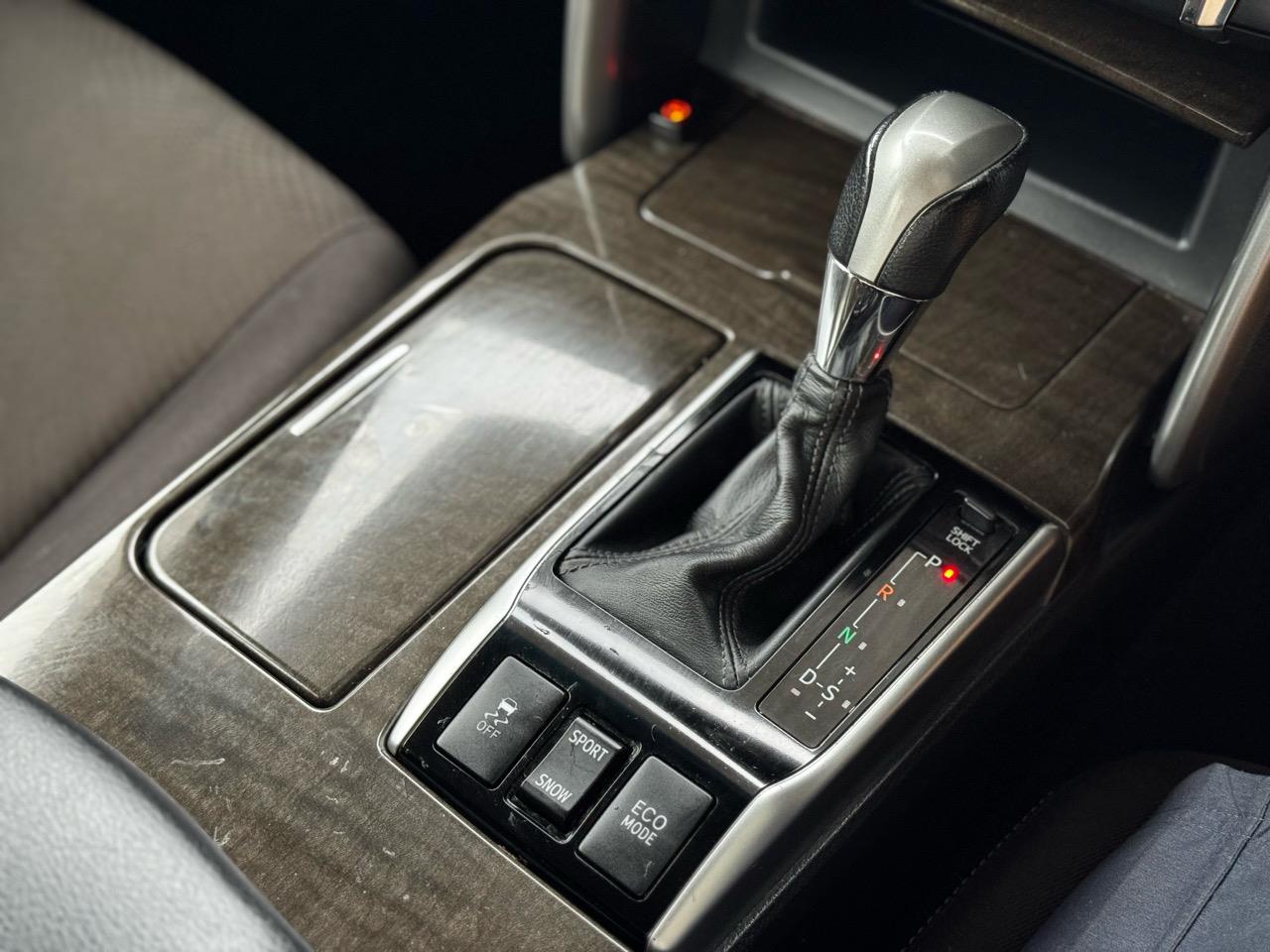 2012 Toyota Mark X only $43 weekly