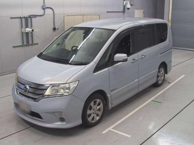 NZC 2013 Nissan Serena just arrived to Auckland