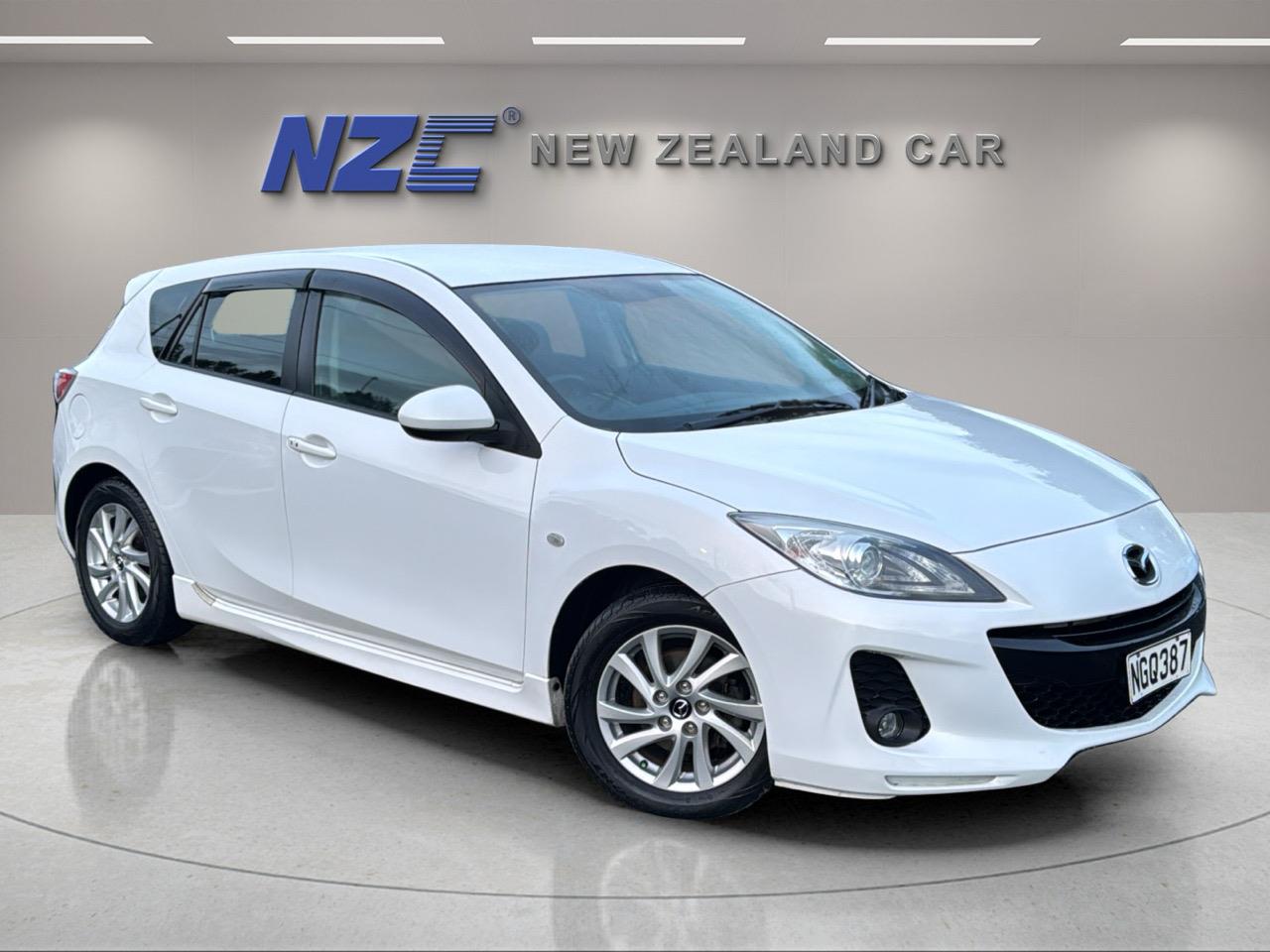 NZC 2012 Mazda Axela just arrived to Auckland