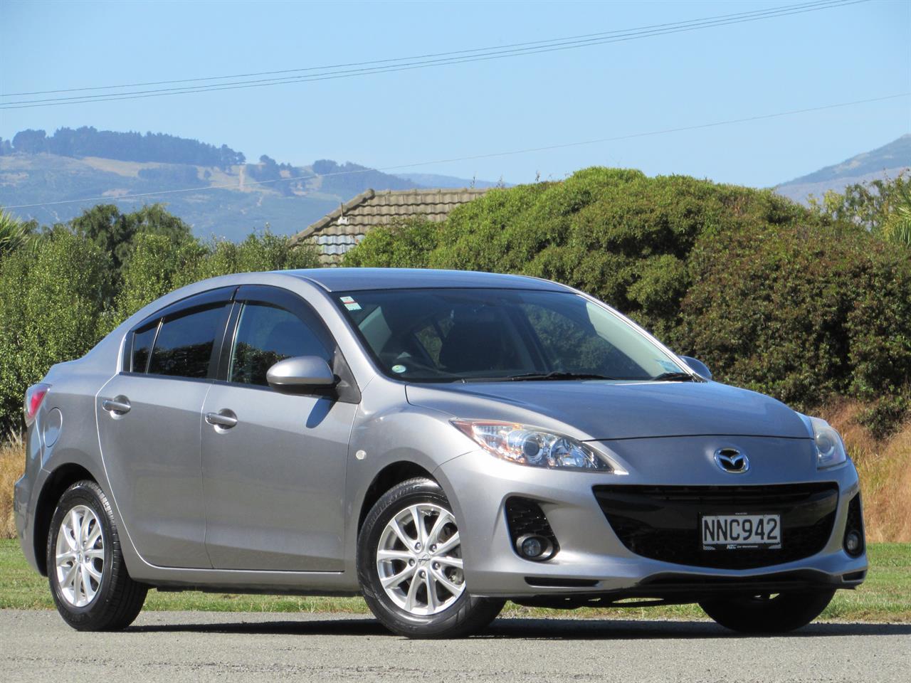 2011 Mazda AXELA ON SPECIAL 15C LOW 76 KMS PUSH START 