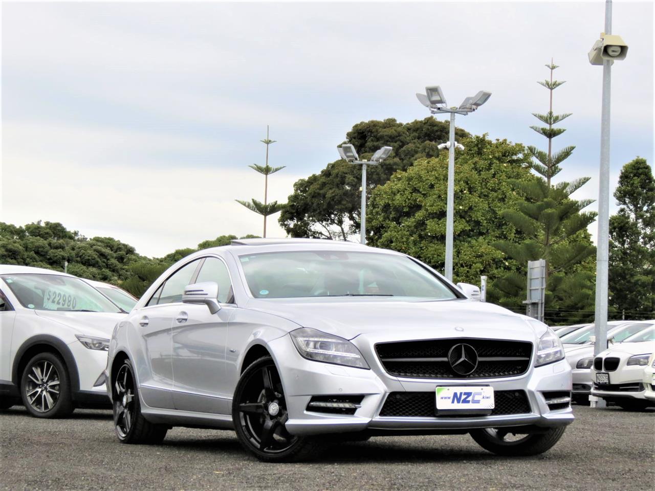 2011 MERCEDES BENZ CLS 350 AMG NEW SHAPE + 52 KM'S + S\/ROOF