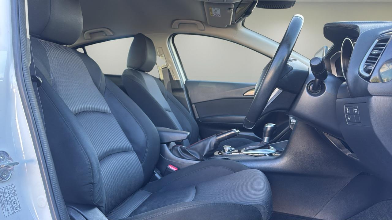 2015 Mazda AXELA only $50 weekly