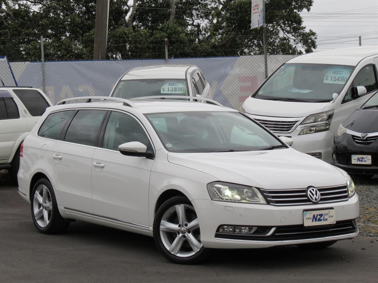 2011 Volkswagen Passat 1.4 TSI + LEATHER + HIGHLINE