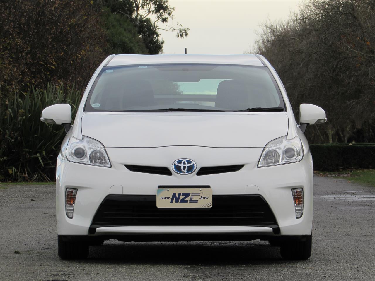 2015 Toyota PRIUS only $76 weekly