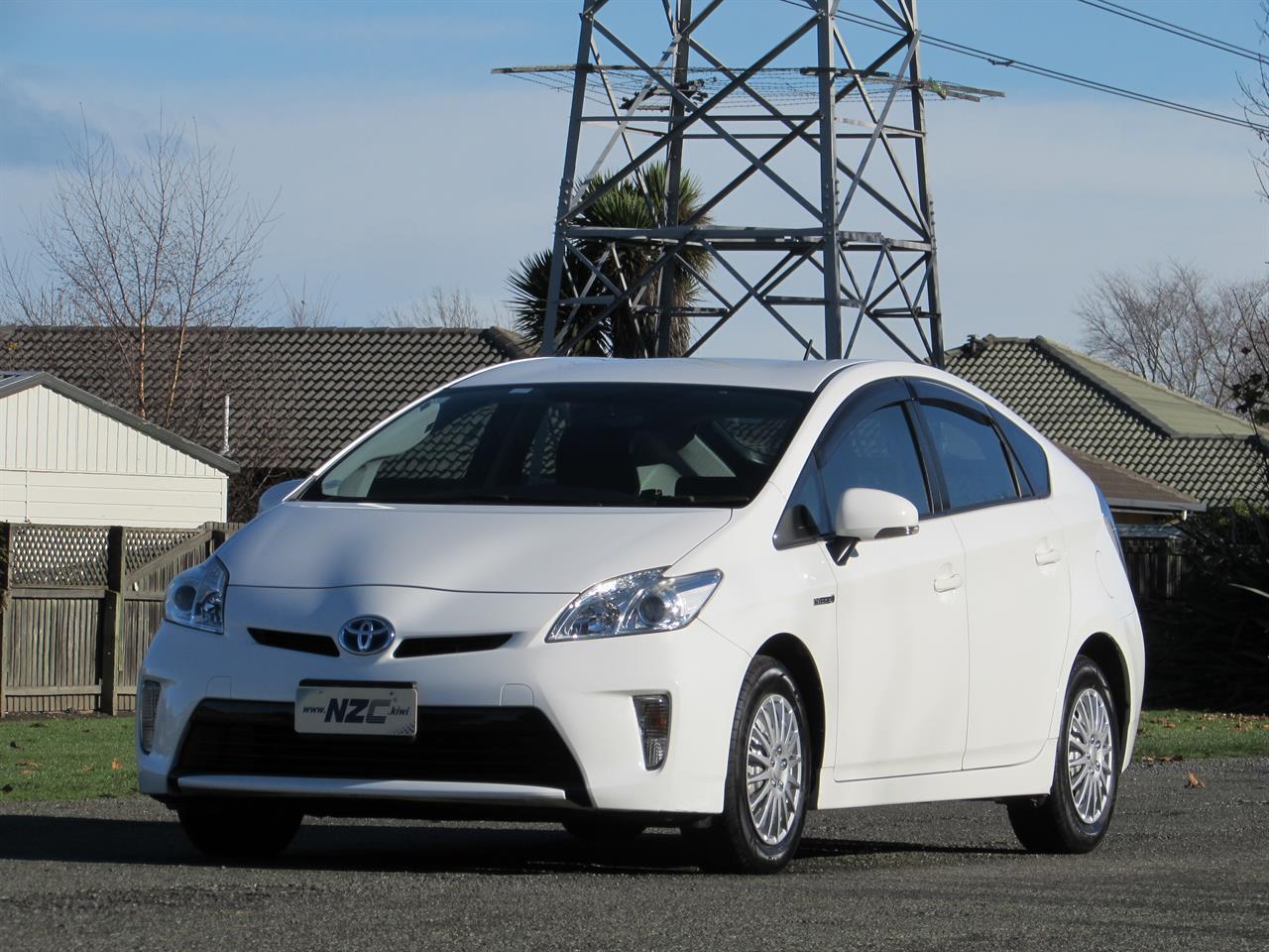 2015 Toyota PRIUS only $74 weekly