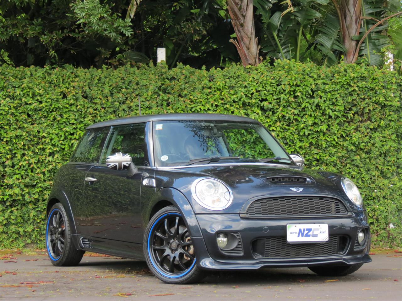 2008 Mini Cooper S + MANUAL + TURBO + 1 YEAR FREE WARRANTY