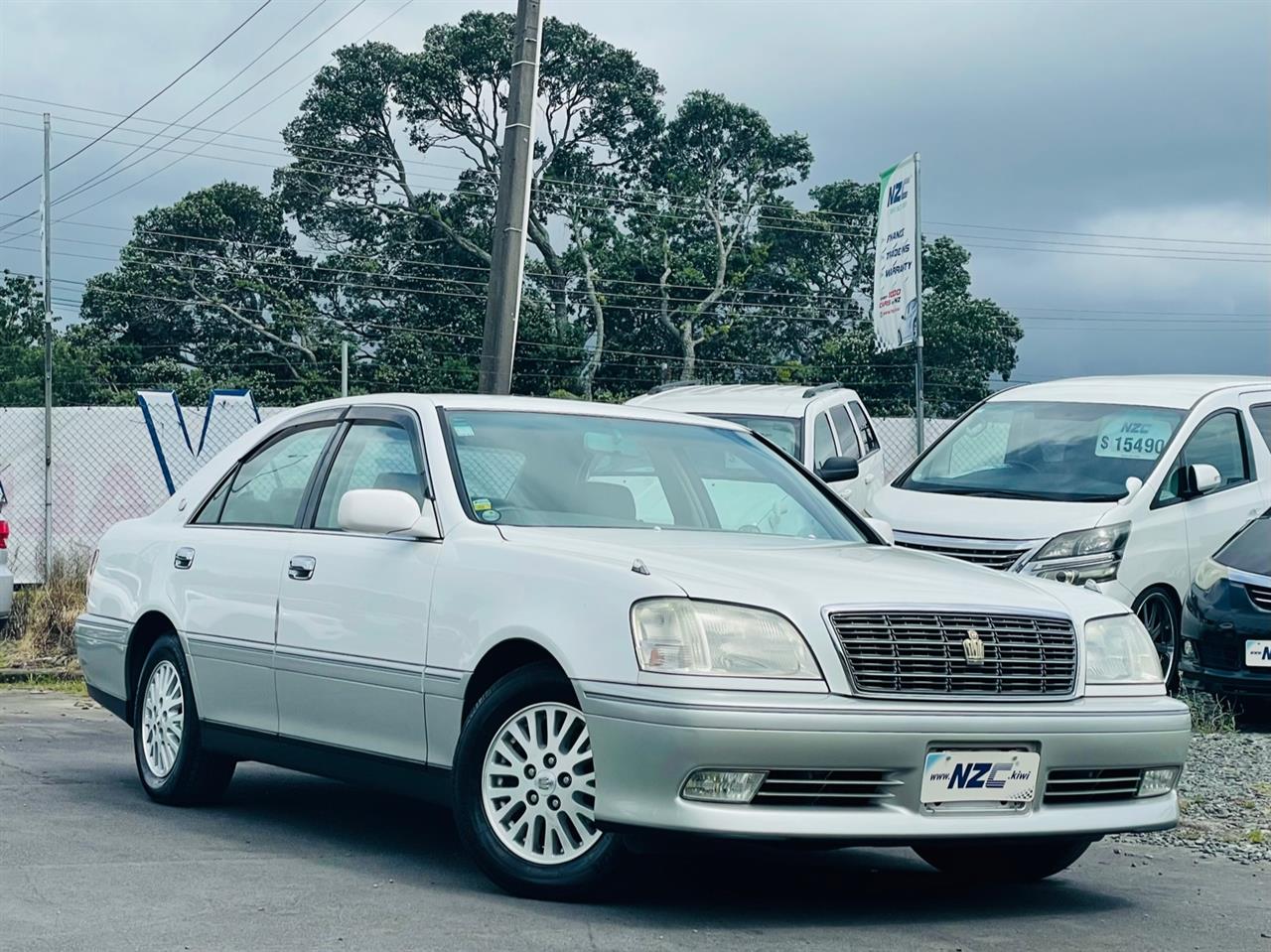 NZC 1999 Toyota Crown just arrived to Auckland