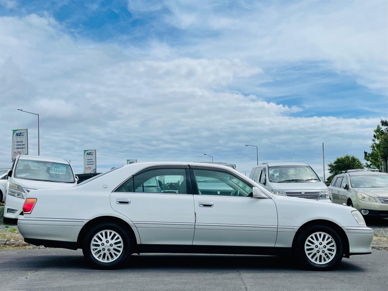 1999 Toyota Crown only $34 weekly