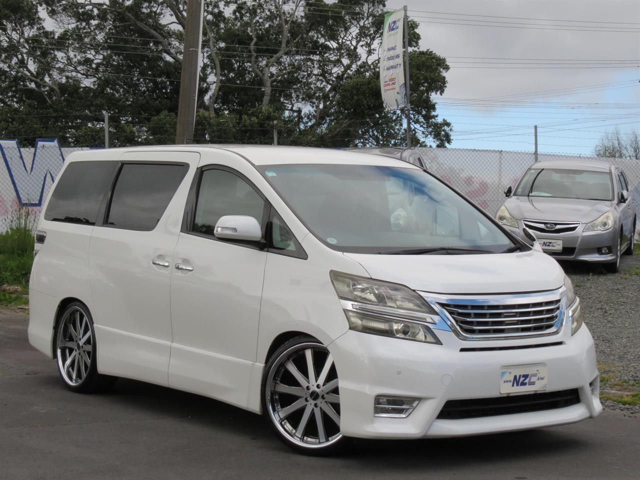 NZC 2010 Toyota VELLFIRE just arrived to Auckland