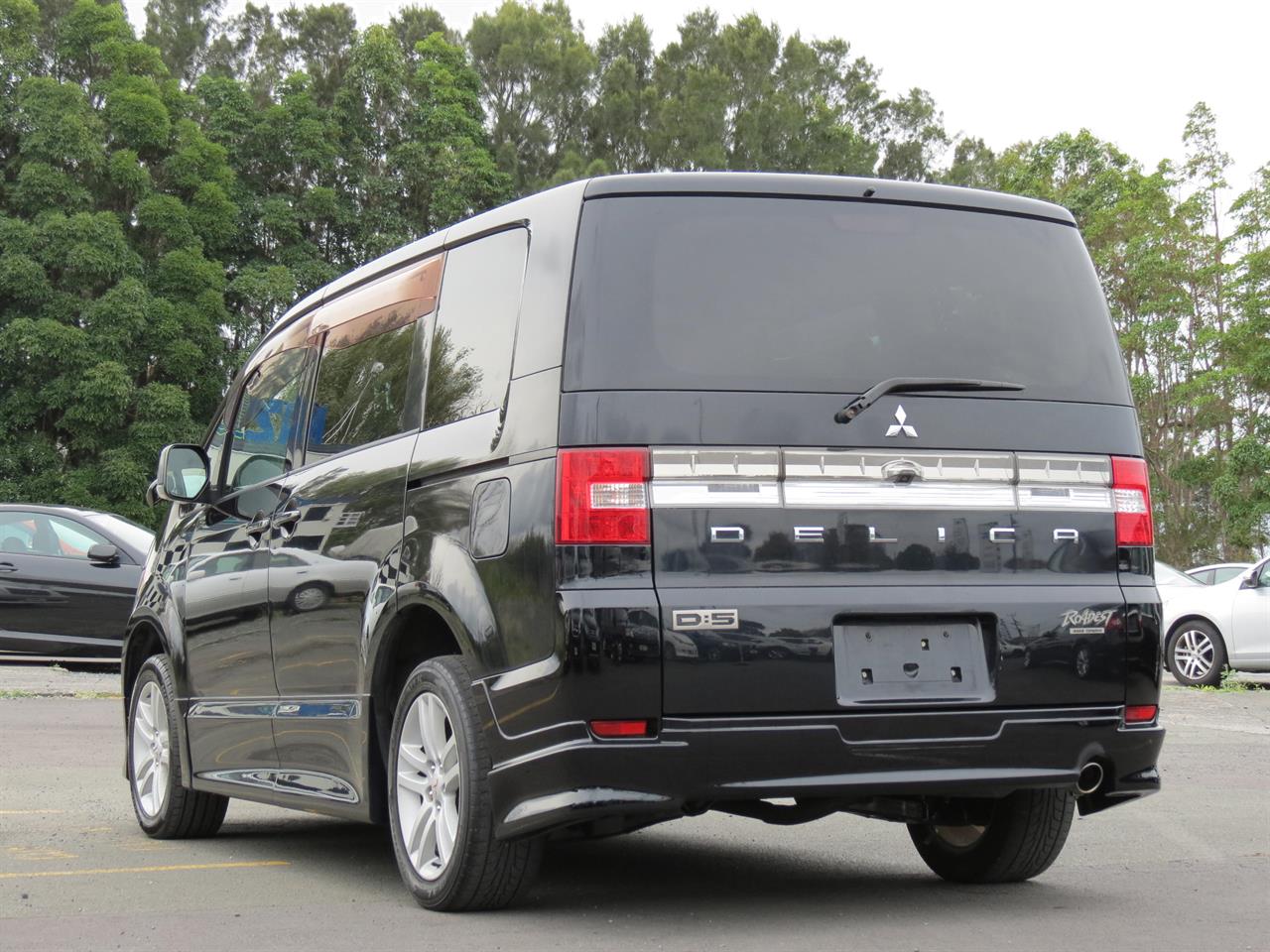 2007 Mitsubishi Delica only $36 weekly