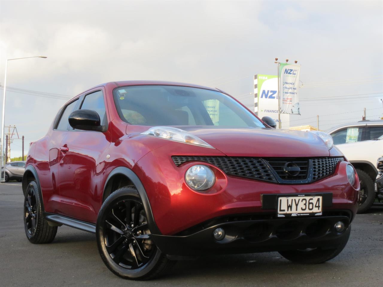 NZC 2012 Nissan JUKE just arrived to Auckland