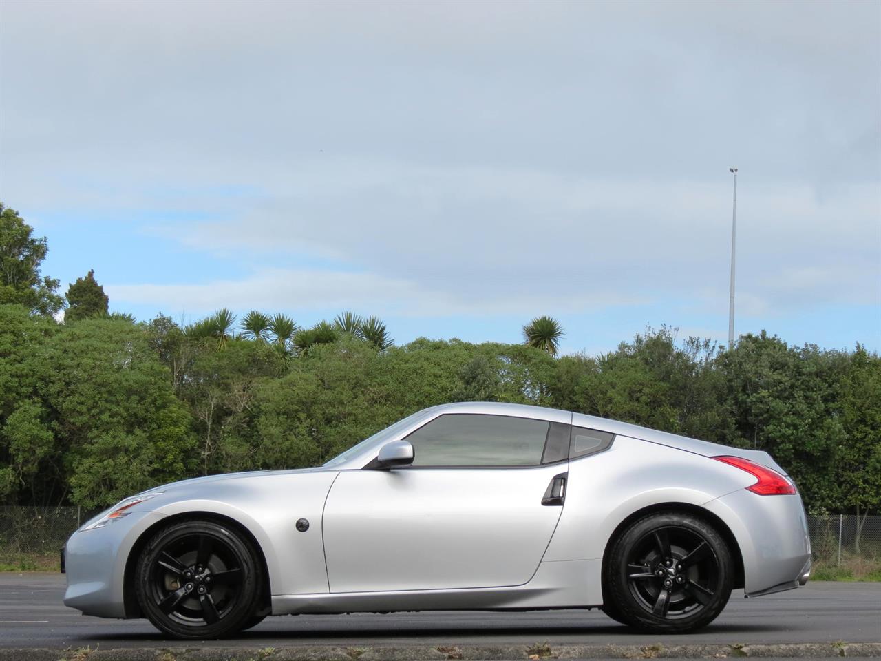 2009 Nissan FAIRLADY only $69 weekly