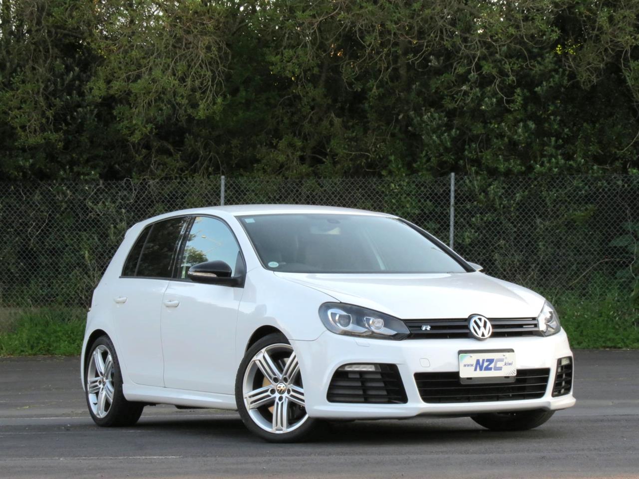2013 Volkswagen Golf R + DCC + LEATHER + 4MOTION
