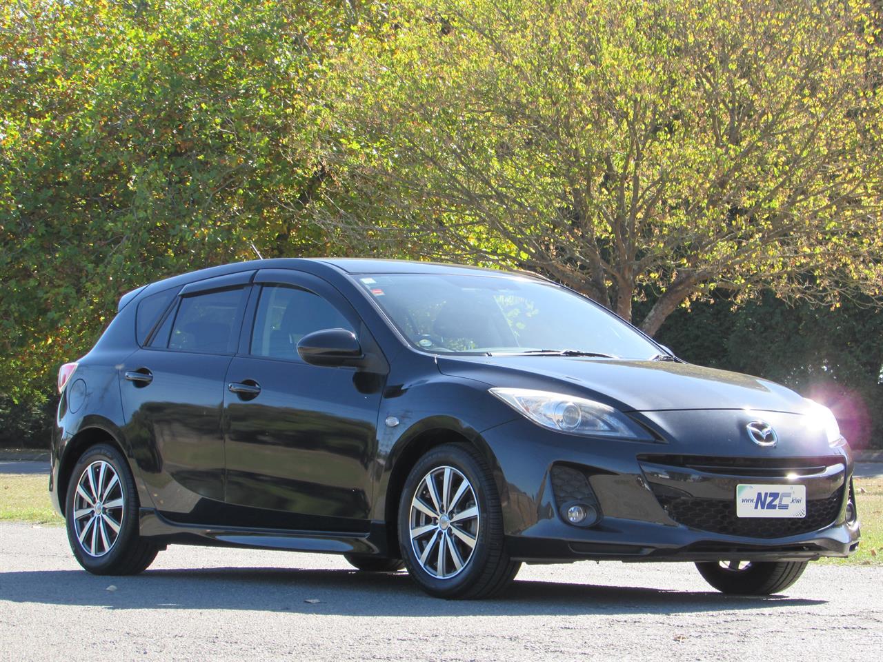 Apply for Test Drive| 2012 Mazda AXELA | NZC