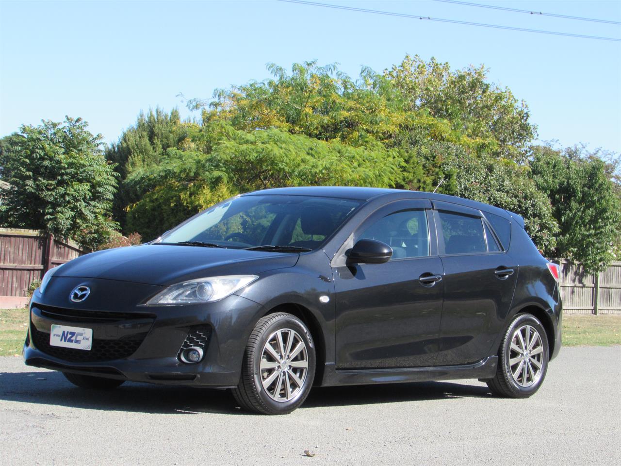 Apply for Test Drive| 2012 Mazda AXELA | NZC