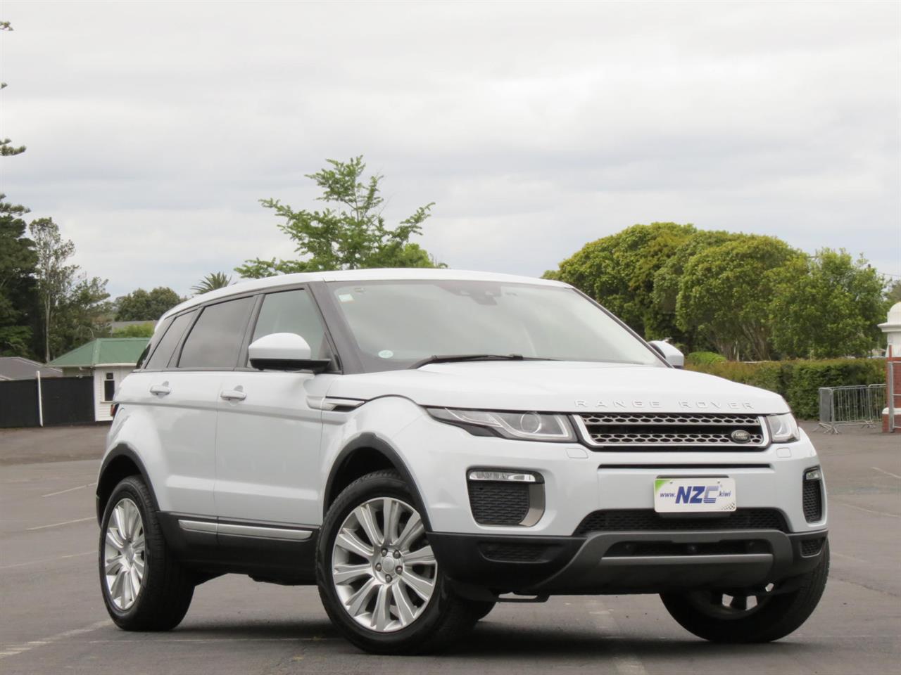NZC 2016 Land Rover Range Rover Evoque just arrived to Auckland