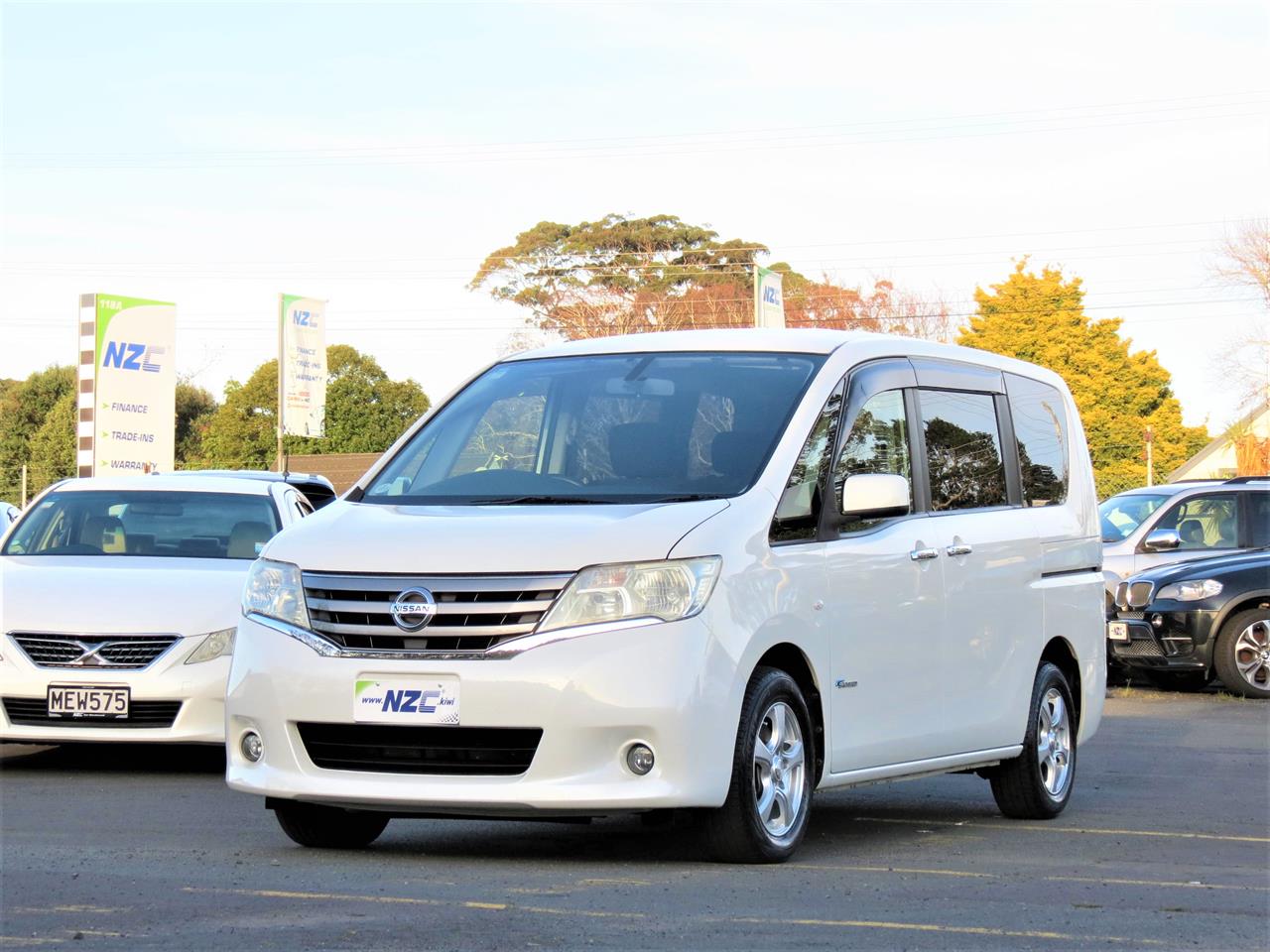 2013 Nissan Serena only $44 weekly