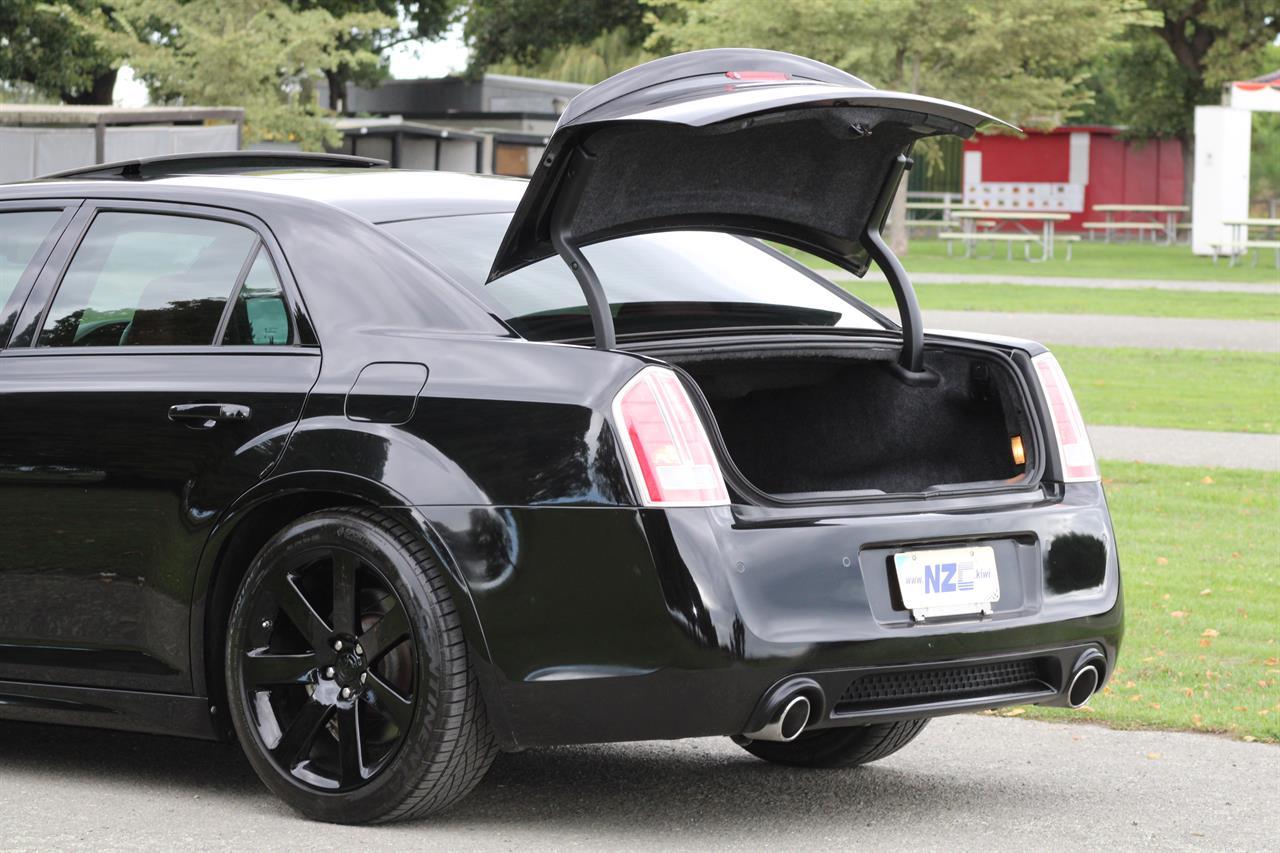 2014 Chrysler 300C only $206 weekly