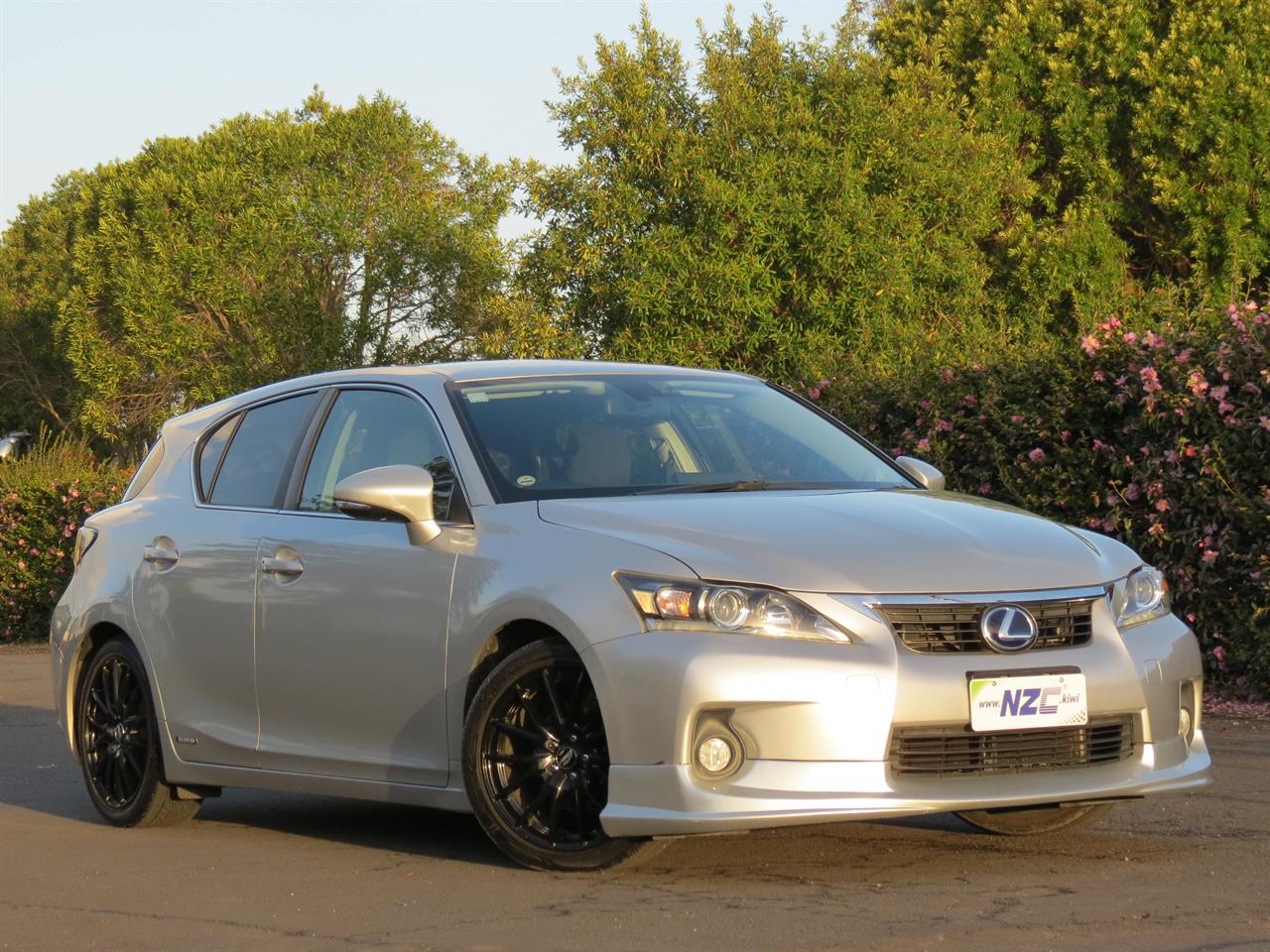 NZC 2012 Lexus CT 200h just arrived to Auckland