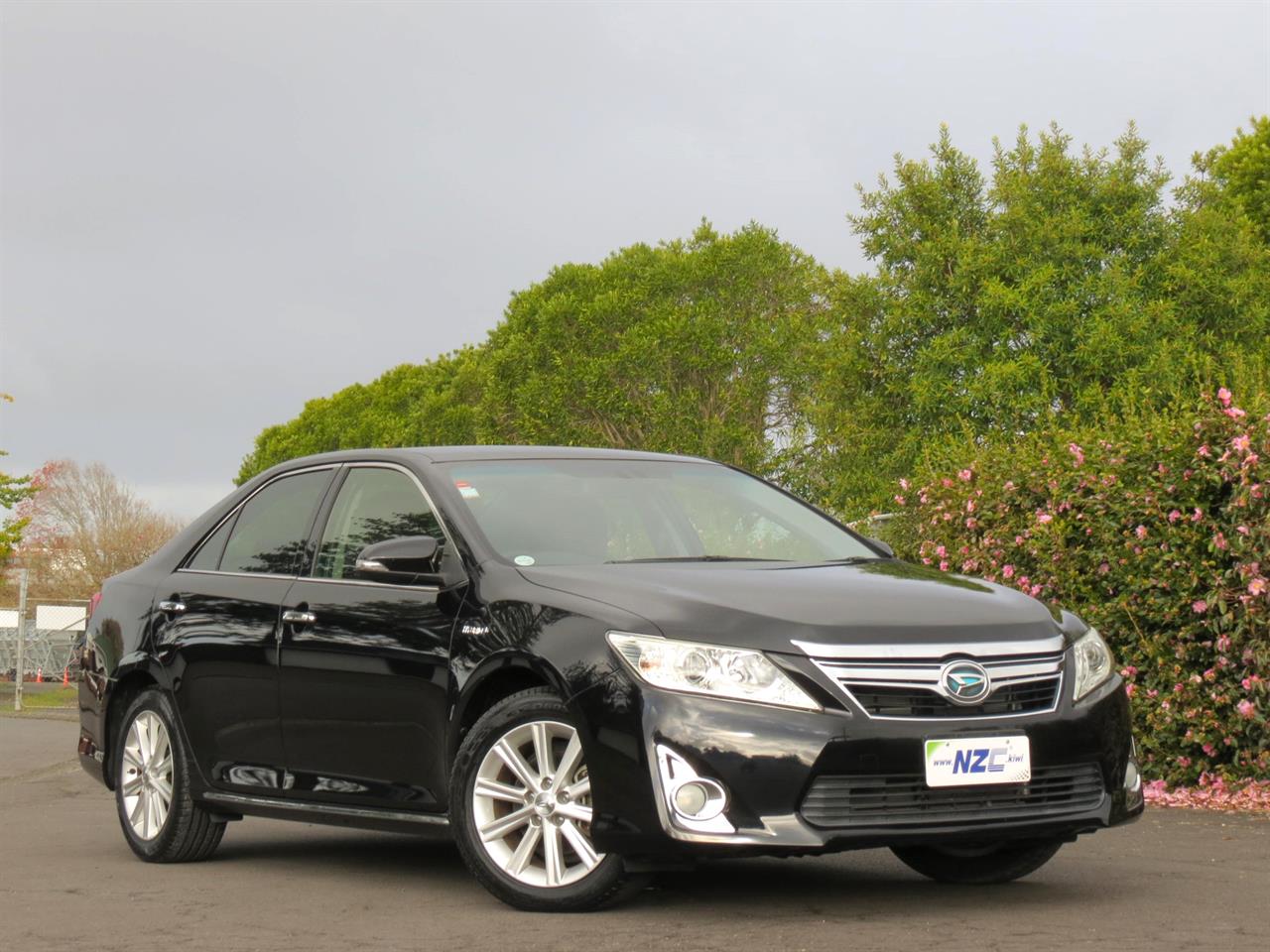 NZC 2013 Toyota Camry just arrived to Auckland