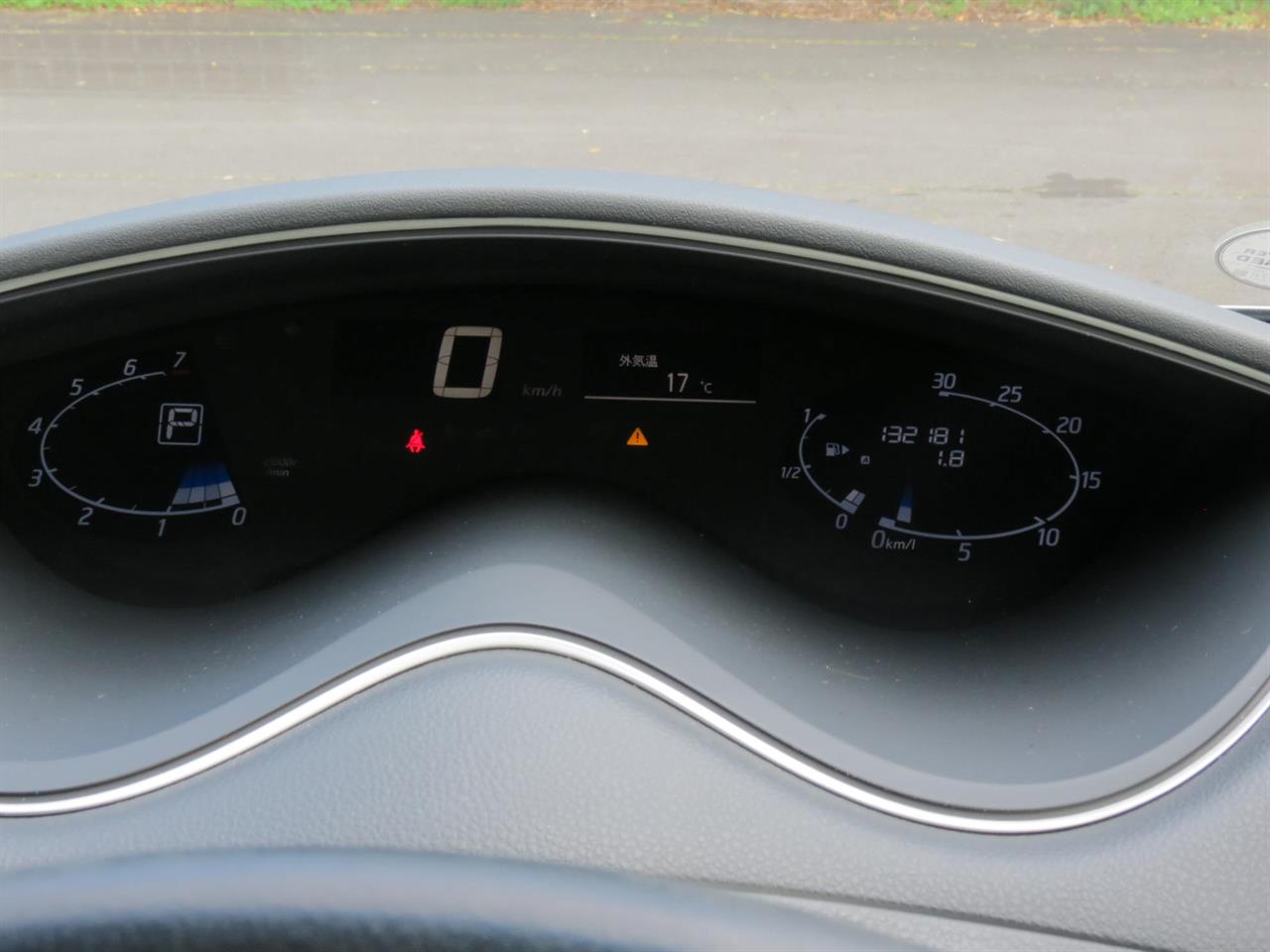 2014 Nissan Serena only $48 weekly
