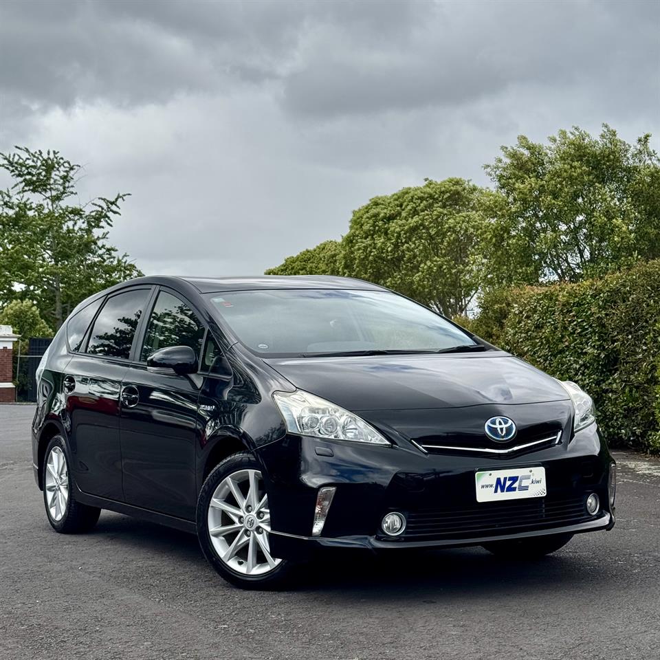 2014 Toyota Prius ALPHA + 7 SEATER + HYBRID  WAGON 