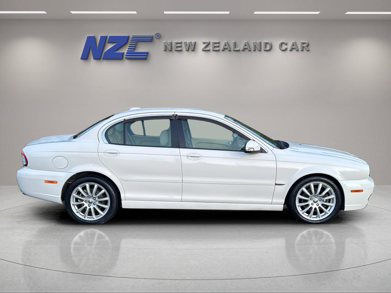 2009 Jaguar X-TYPE only $33 weekly
